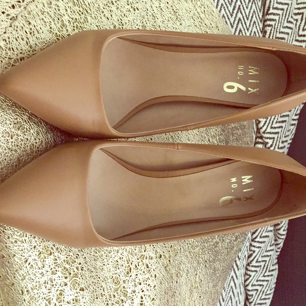 Camel color pumps size 6.5